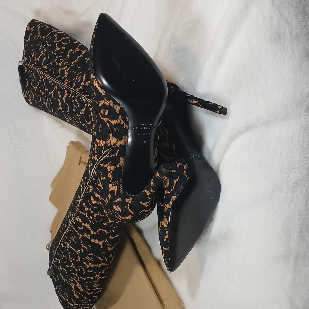 Michael Kors Collective Versey Floral Lace Black/Tan Heeled Boots Sz 6.5 - Picture 6 of 12